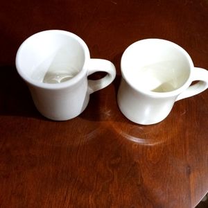 Set of 2 vintage diner coffee mugs